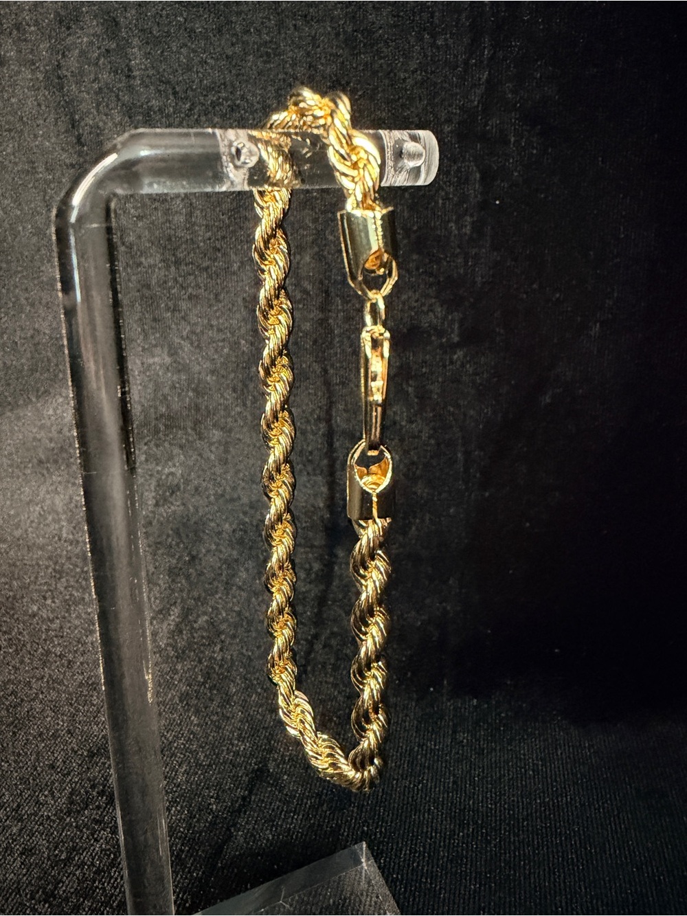 14K Stamped Gold Filled Rope Bracelet 7.5in 5MM. It’s Gorgeous! Brand New.